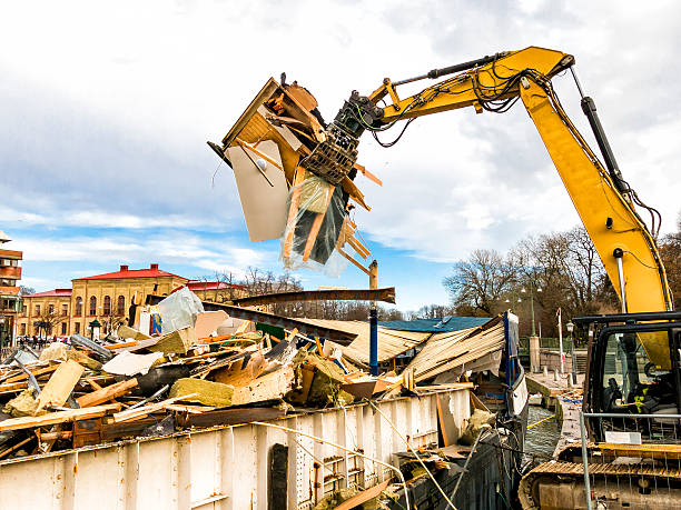 Best Yard Cleanup Services  in Pomeroy, OH